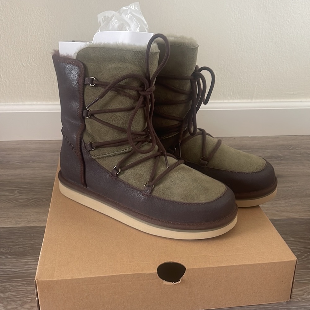 UGG Boots K Elisa NWT